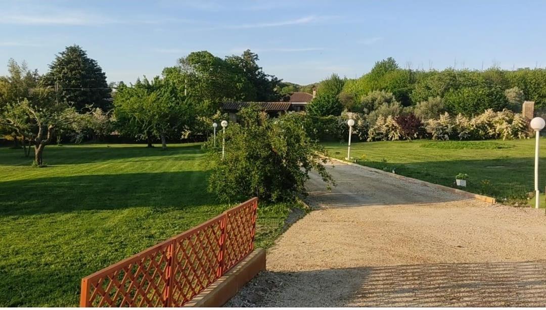 Alloggio Turistico Dakota Manziana Εξωτερικό φωτογραφία